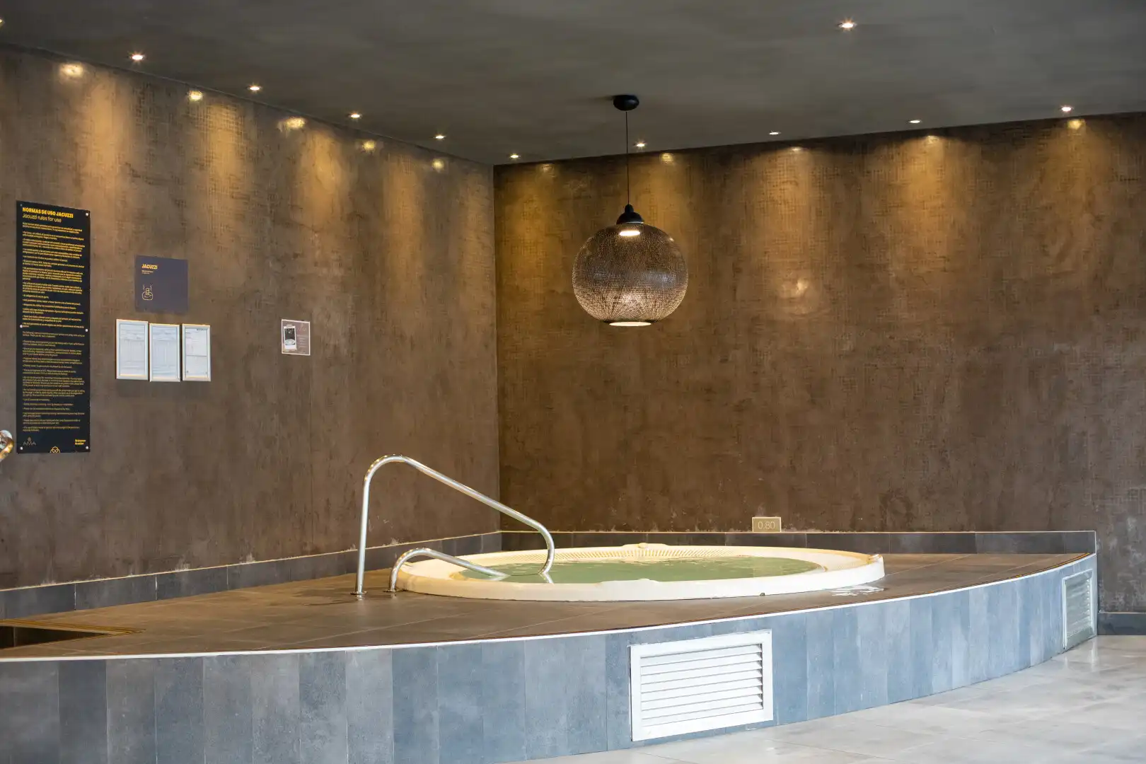 Swimming pool of Apartments for rent in Islantilla  with Air Conditioner, Heating and Terrace