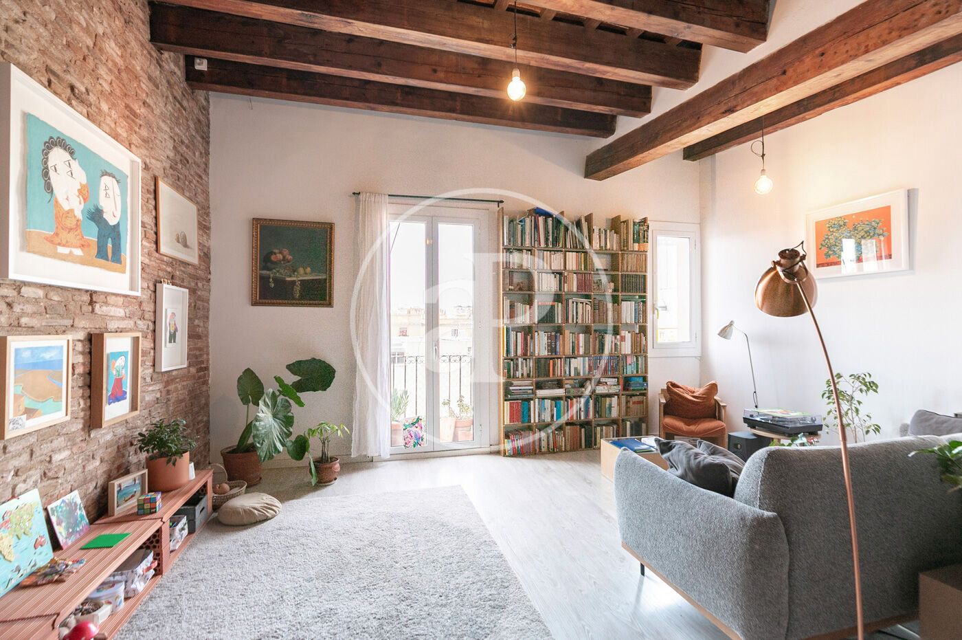 Sala d'estar de Pis en venda en  Barcelona Capital amb Aire condicionat, Calefacció i Balcó