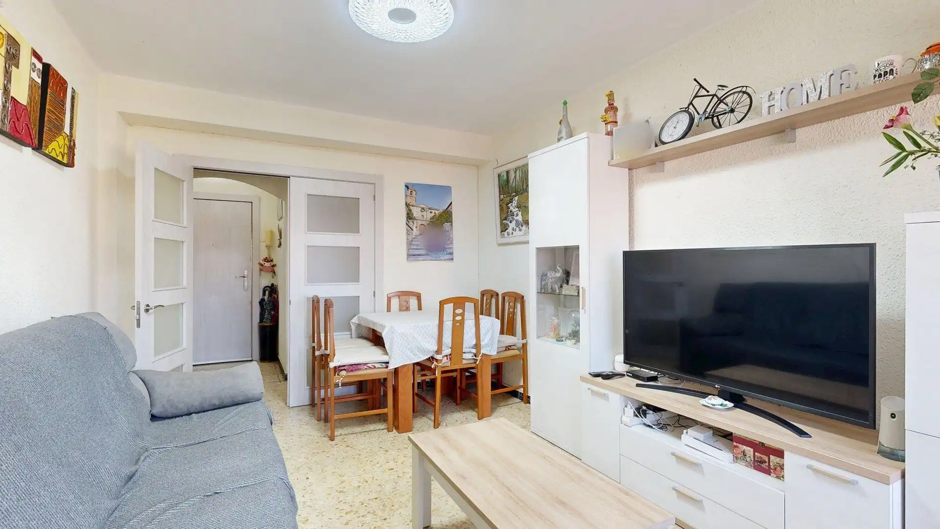 Sala de estar de Piso en venta en Zaragoza con Aire acondicionado, Calefacción y Amueblado