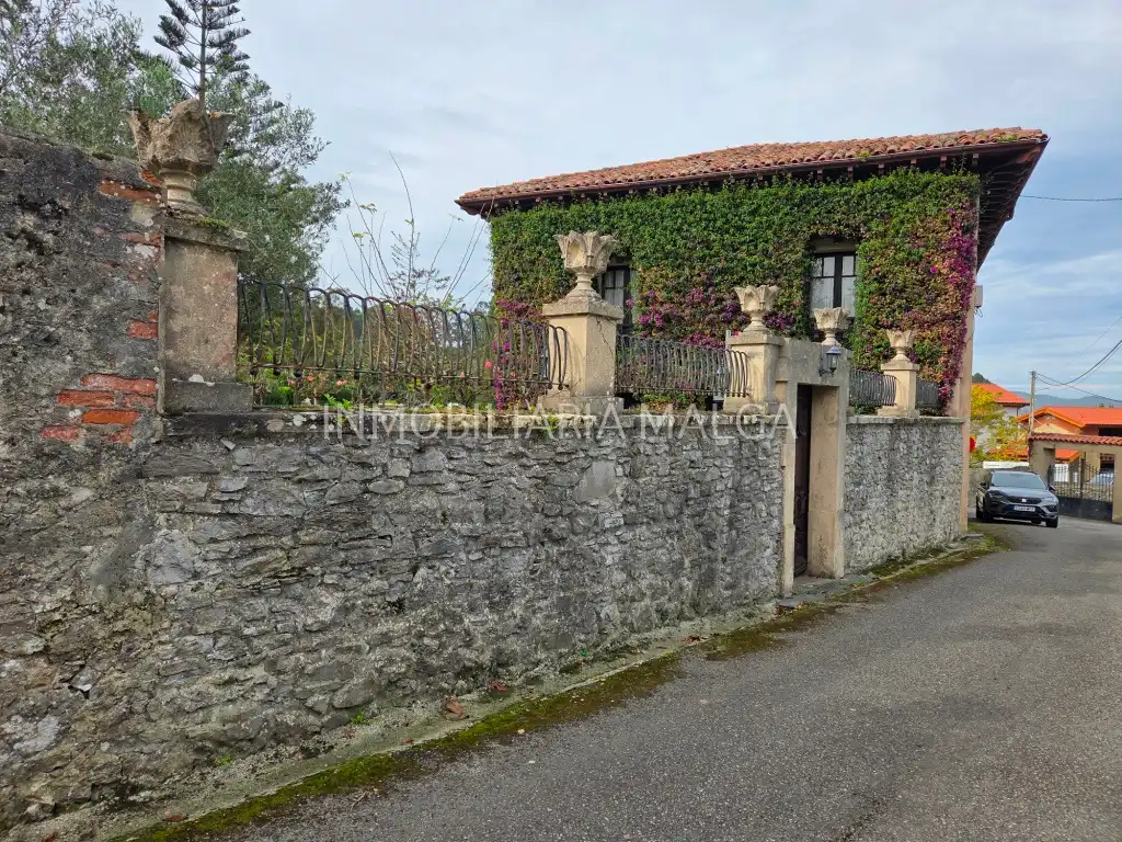 Vista exterior de Casa o chalet en venta en Caravia, Asturias
