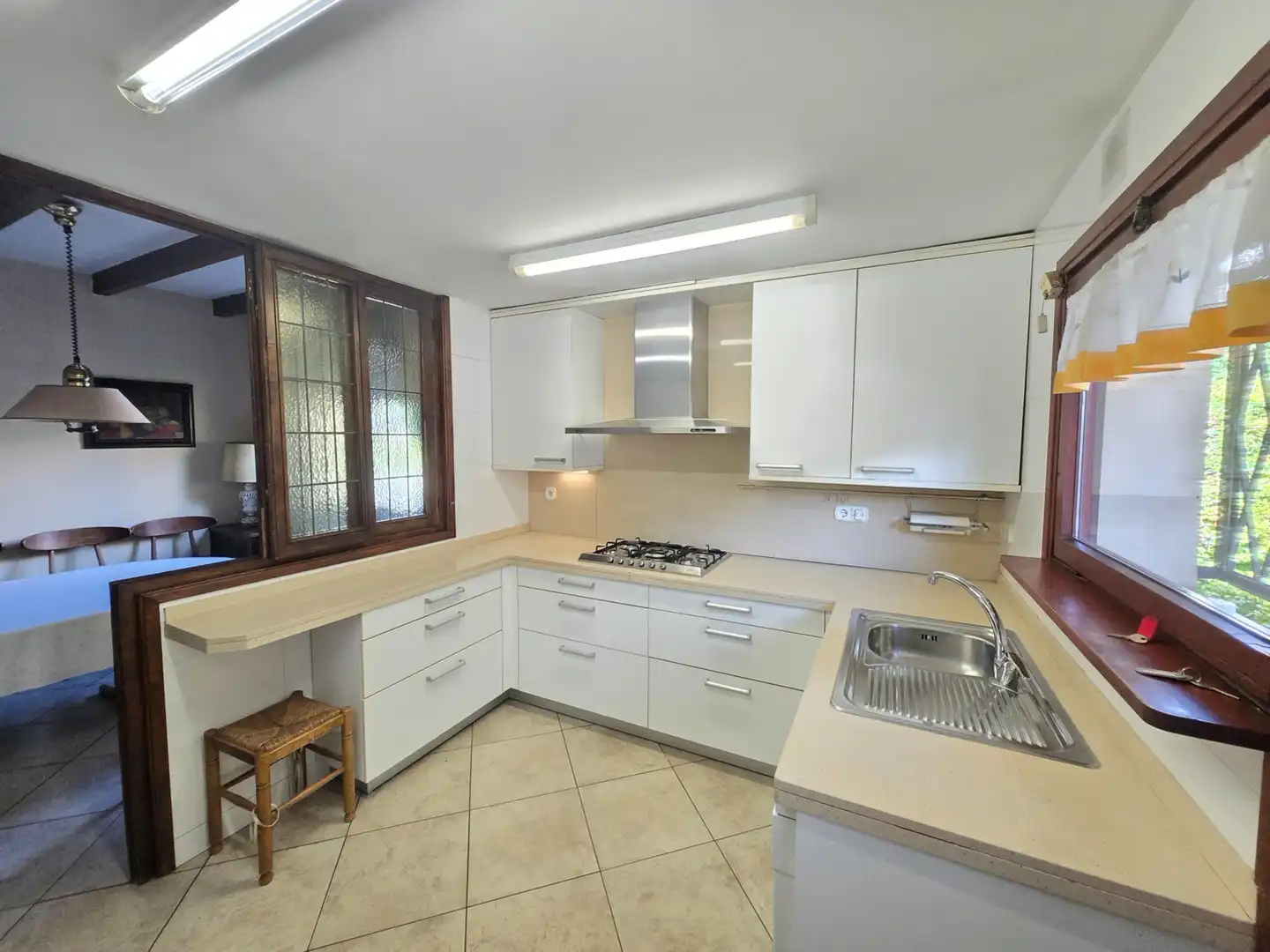 Cuina de Casa o xalet en venda en Sant Just Desvern amb Aire condicionat, Calefacció i Jardí privat
