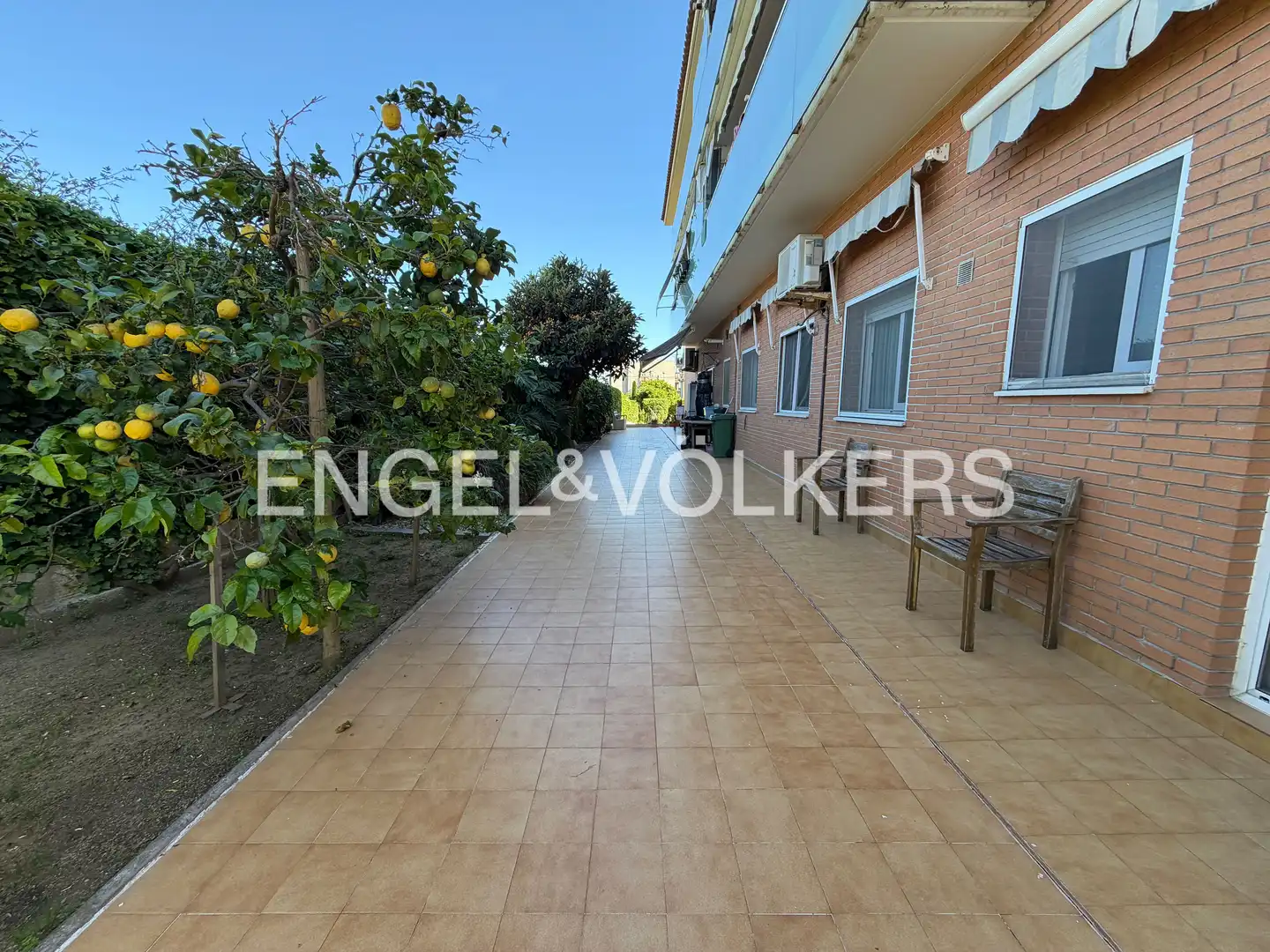 Terraza de Apartamento en venta en Pineda de Mar con Calefacción, Jardín privado y Trastero