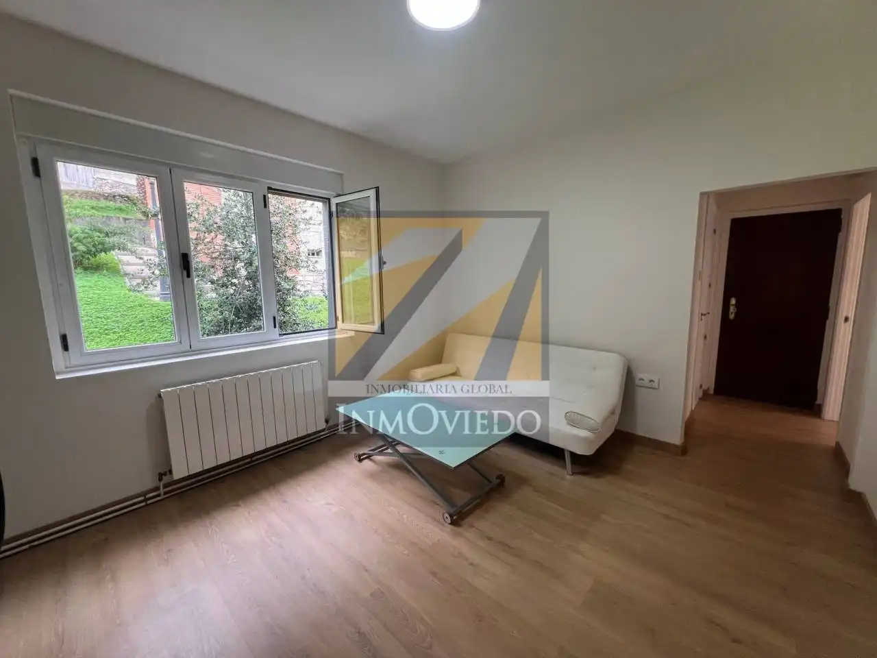 Living room of Flat for sale in Morcín  with Heating, Storage room and Furnished