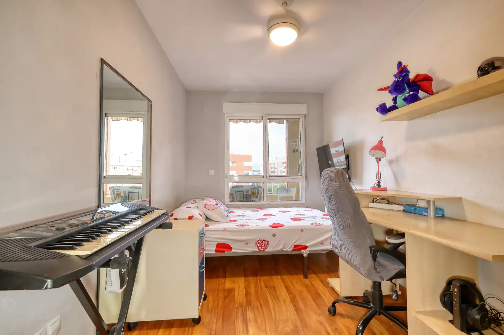 Habitación de Piso en venta en Alicante / Alacant con Aire acondicionado, Calefacción y Parquet