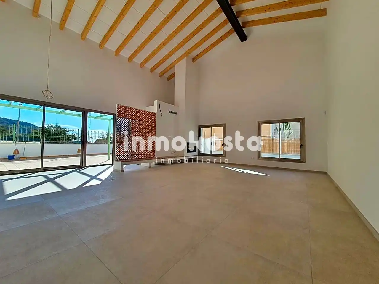 Vista exterior de Casa o chalet en venta en Orxeta con Terraza y Piscina