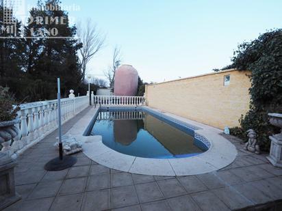 Piscina de Casa o xalet en venda en Argamasilla de Alba amb Piscina