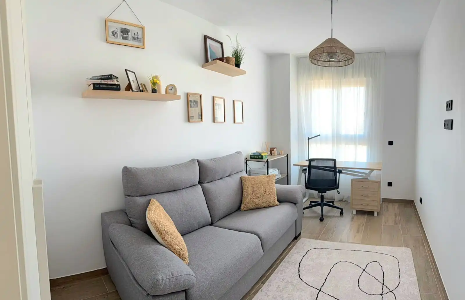 Wohnzimmer von Wohnungen zur Miete in Torrevieja mit Klimaanlage, Terrasse und Abstellraum