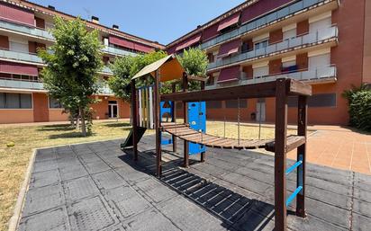 Vista exterior de Pis en venda en Igualada amb Calefacció, Jardí privat i Balcó