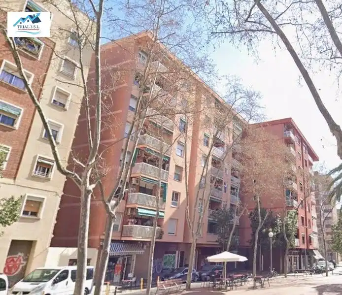 Vista exterior de Apartament en venda en Barcelona