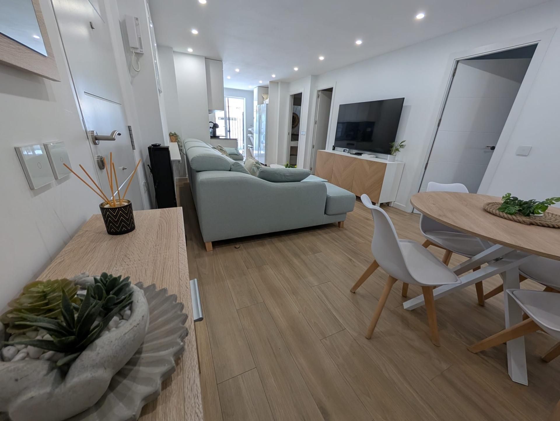 Living room of Flat for sale in  Sevilla Capital  with Terrace