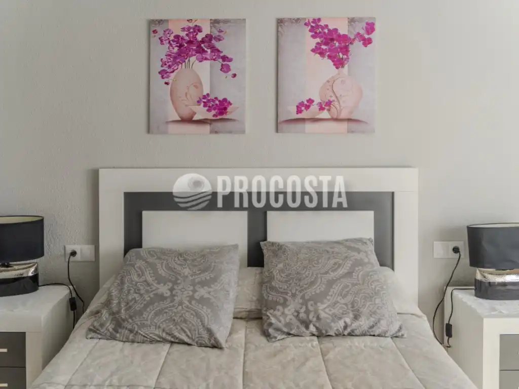 Habitación de Piso en venta en Almuñécar con Terraza y Internet