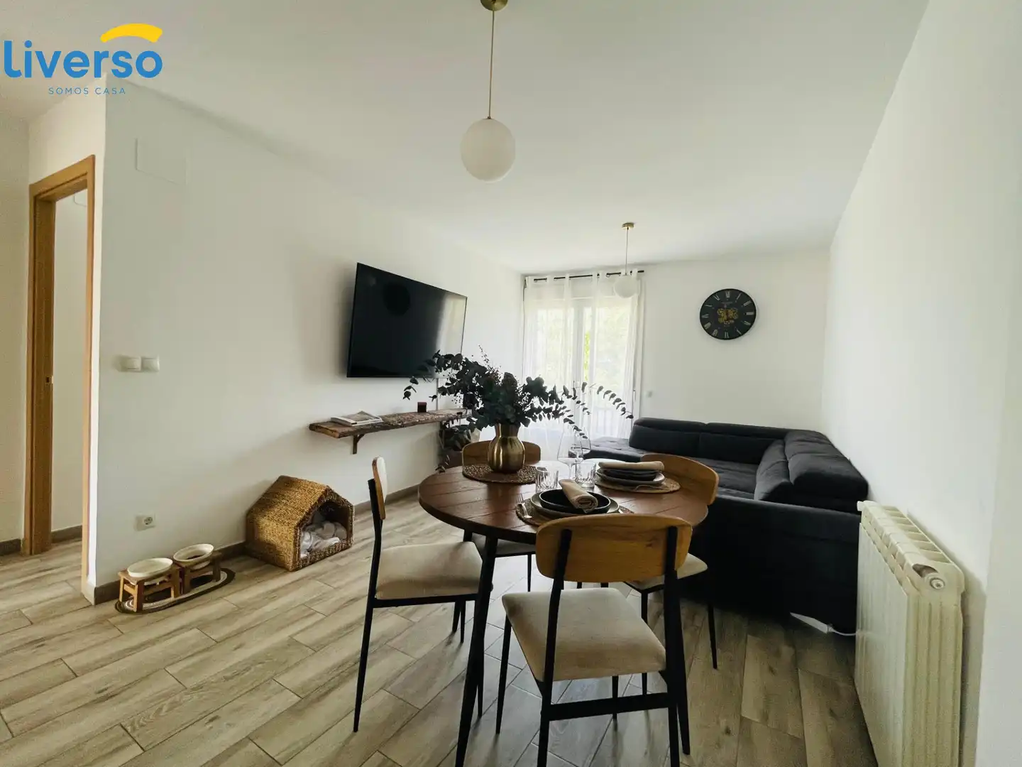 Sala d'estar de Pis en venda en Fresnillo de las Dueñas amb Calefacció, Traster i Moblat