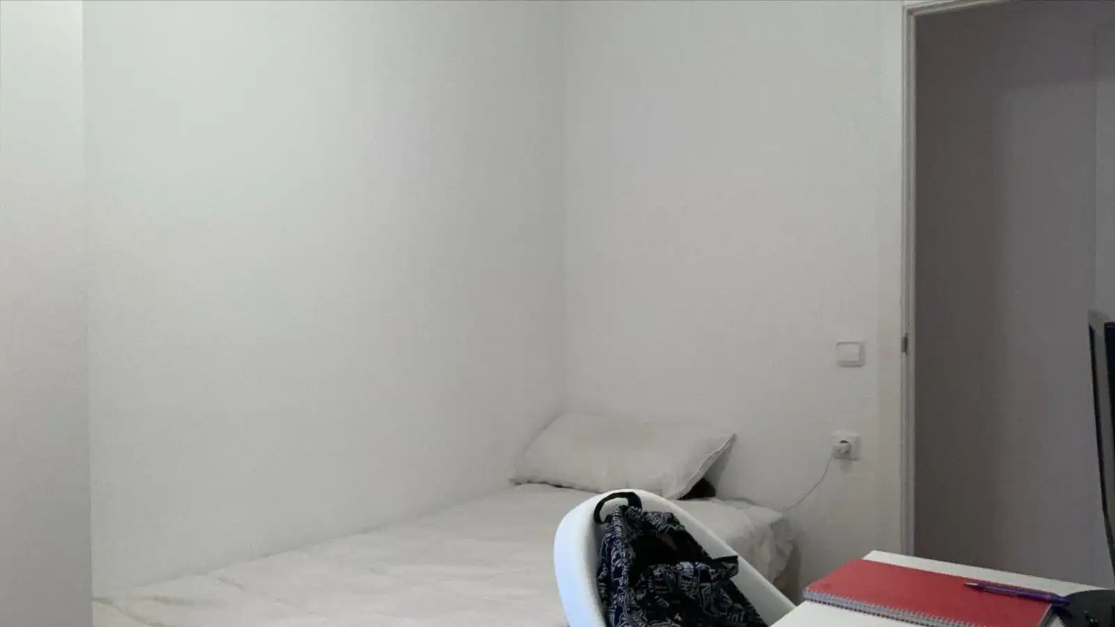 Bedroom of Apartments for rent in Granada
