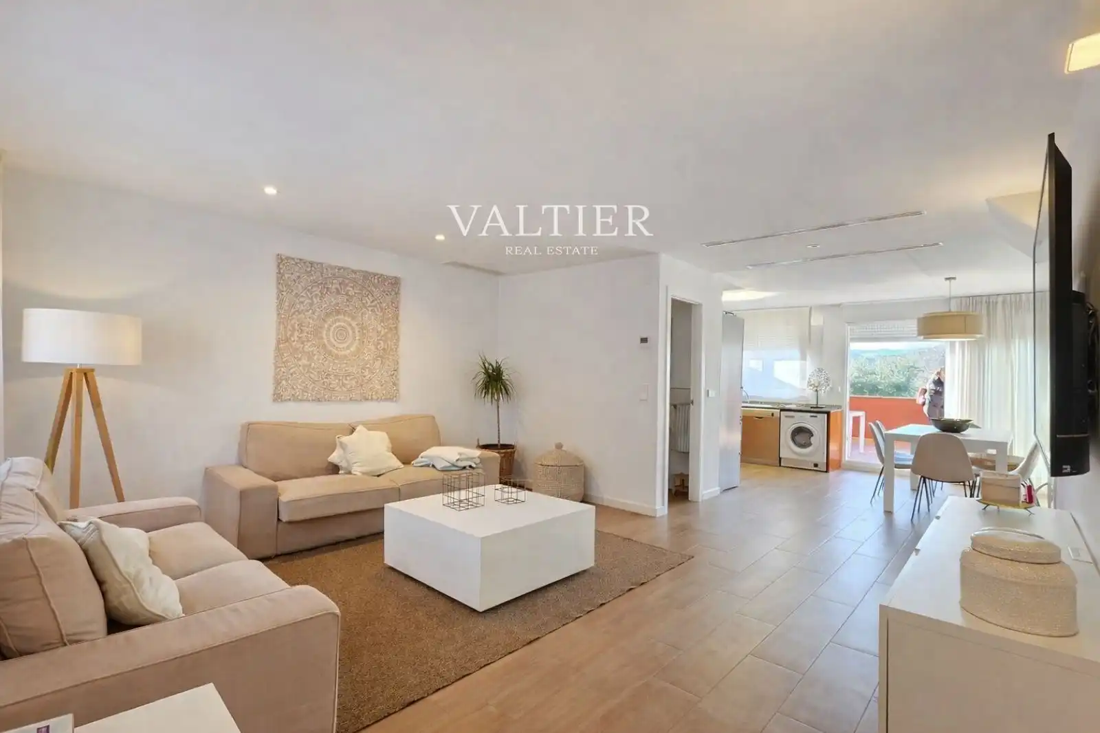 Sala de estar de Casa o chalet en venta en Almoines con Aire acondicionado, Terraza y Piscina