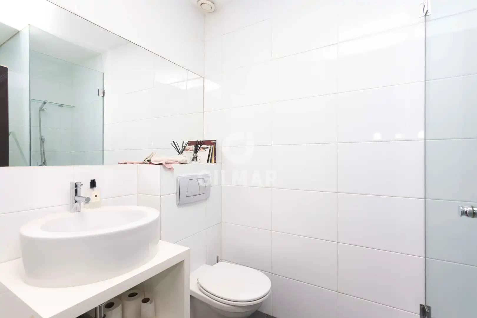 Bathroom of Flat for sale in Madrid  with Heating and Balcony