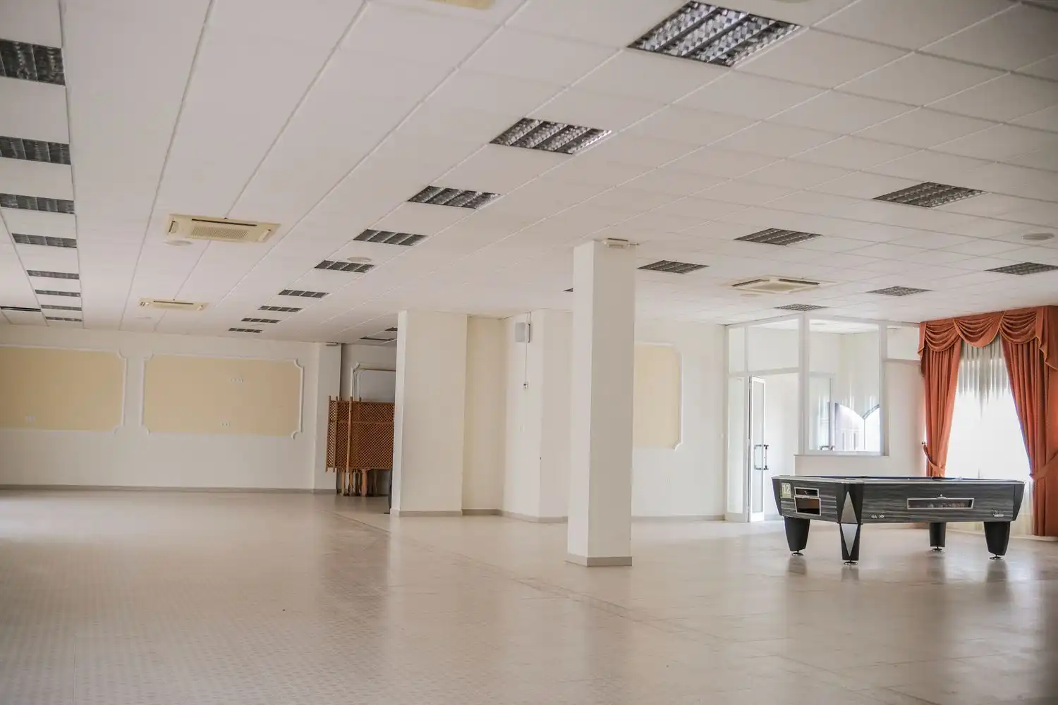 Geschaftsraum zum Verkauf in Cartaya