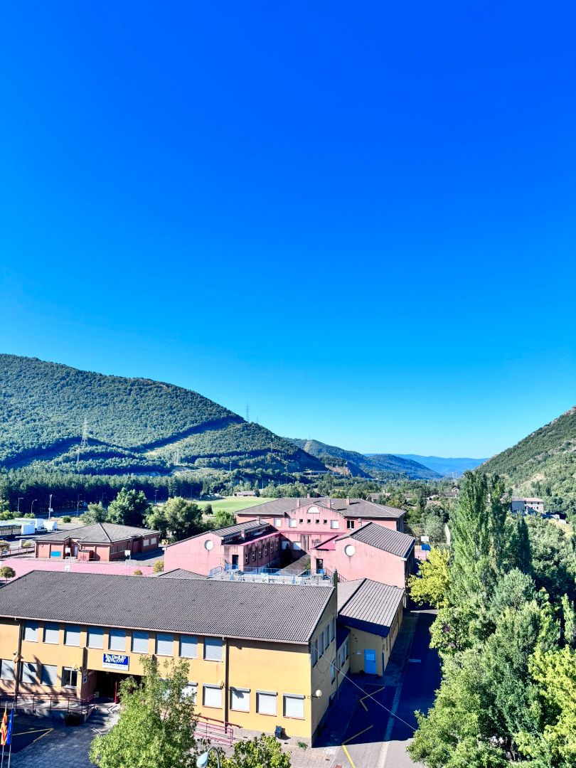 Außenansicht von Dachboden zum verkauf in Sabiñánigo mit Heizung, Parkett und Terrasse