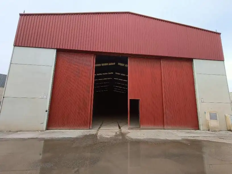 Vista exterior de Nau industrial en venda en Láchar
