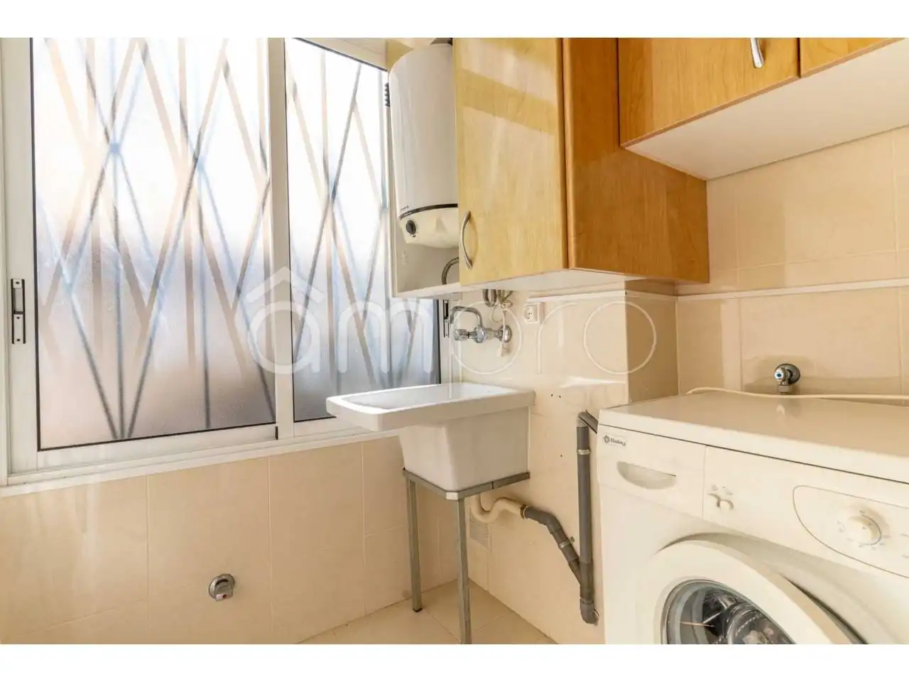 Badezimmer von Wohnung zum Verkauf in El Catllar  mit Klimaanlage, Terrasse und Abstellraum