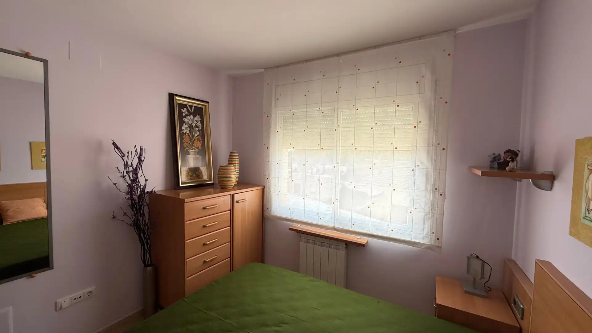 Habitación de Casa adosada en venta en Roda de Berà con Calefacción, Jardín privado y Terraza