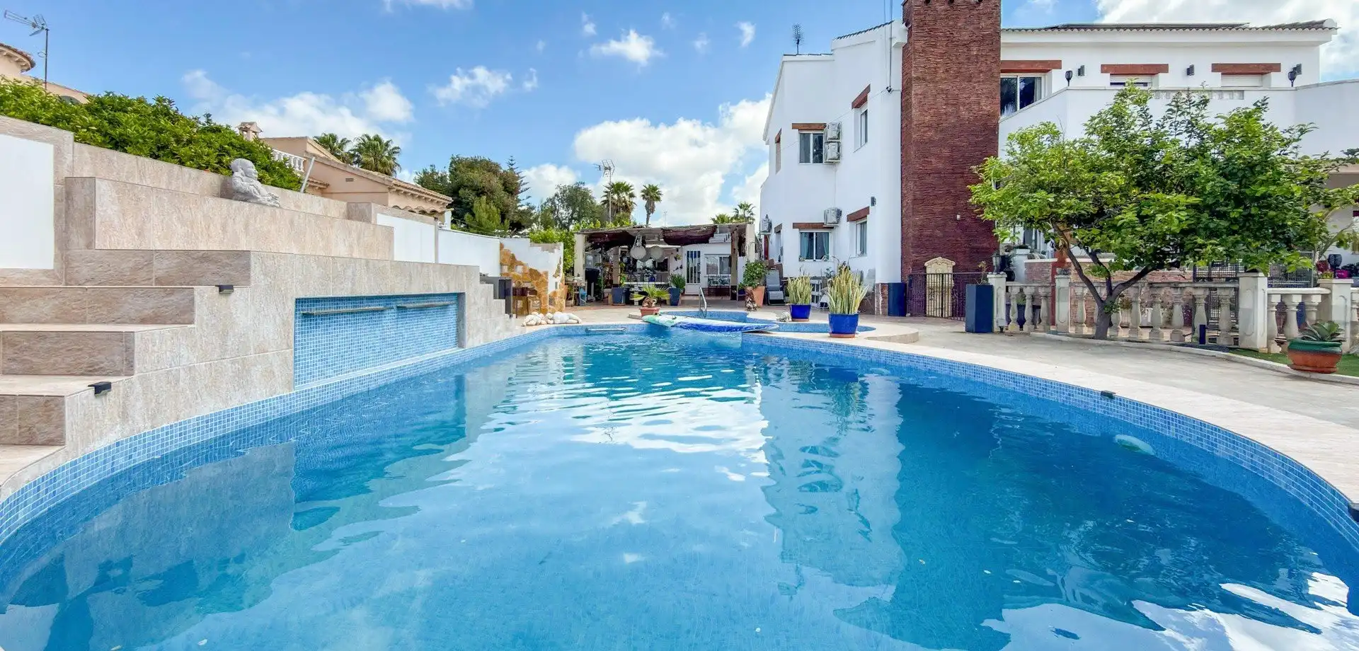 Swimming pool of Houses for sale in Rojales
