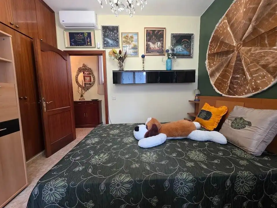 Schlafzimmer von Wohnung zum Verkauf in Las Palmas de Gran Canaria mit Klimaanlage, Heizung und Privatgarten