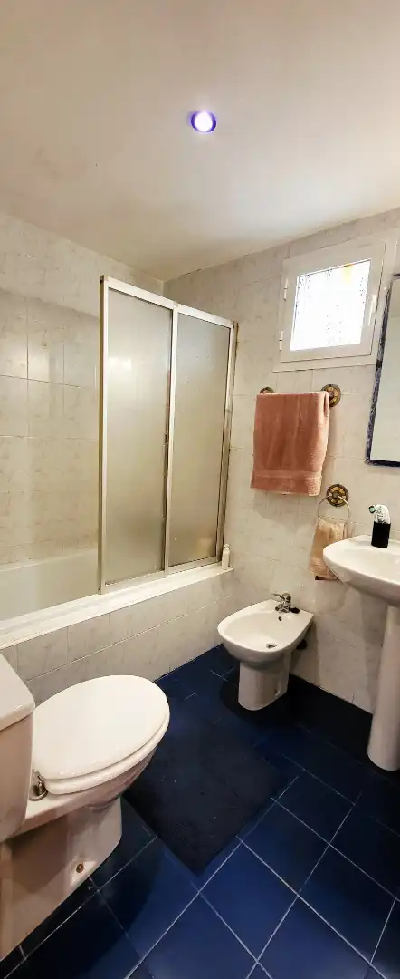 Bathroom of Flat for sale in Valdemoro  with Air Conditioner, Heating and Private garden