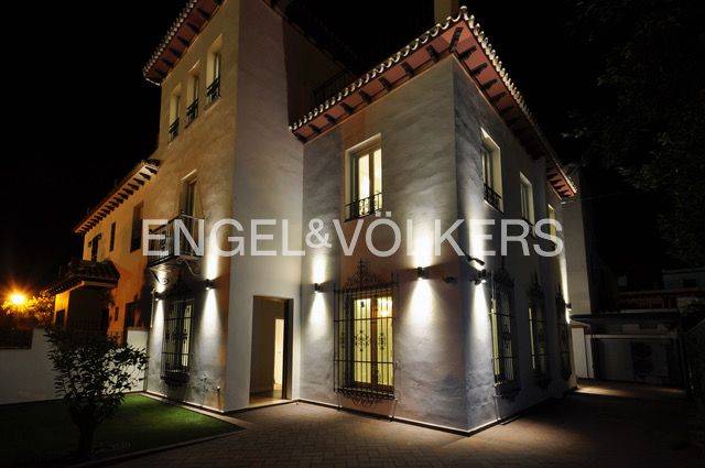 Casa adosada en Alquiler en Heliópolis