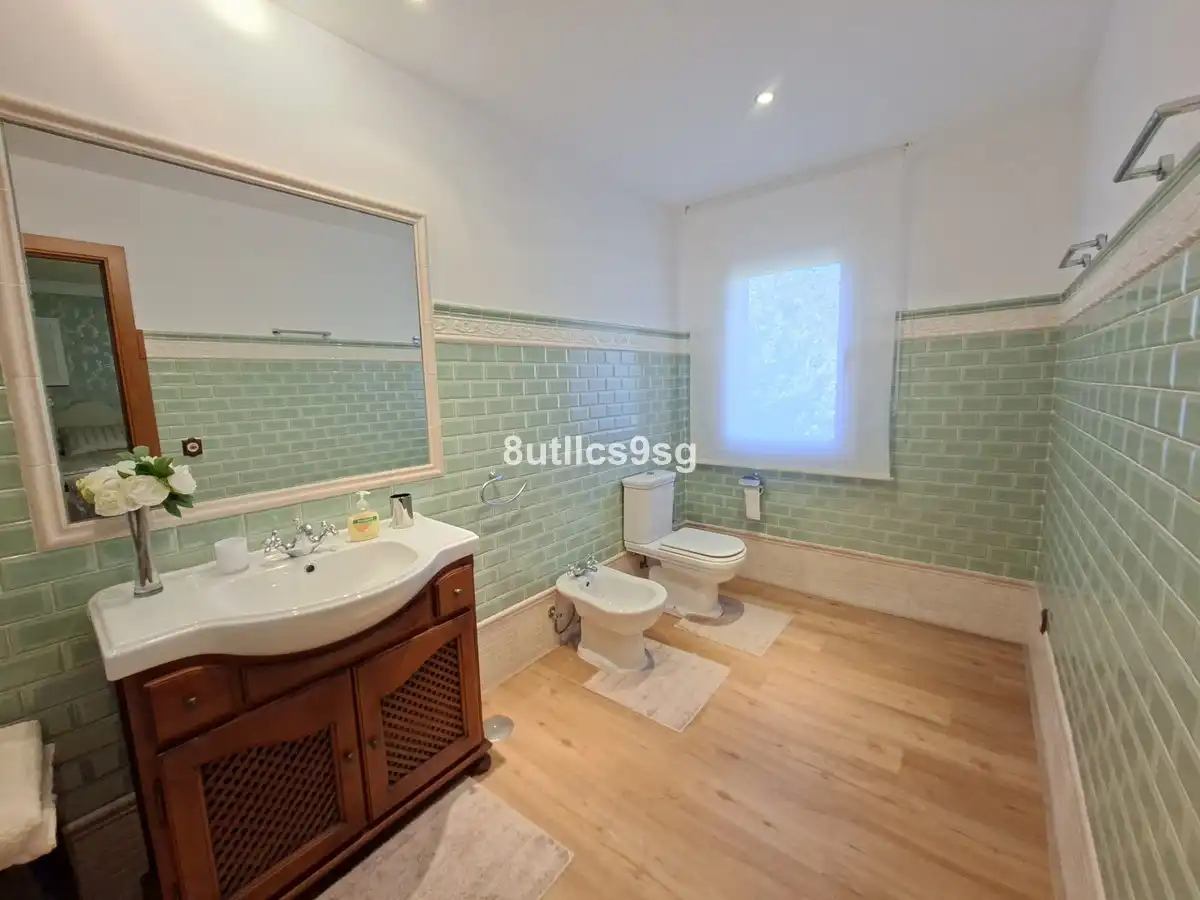 Baño de Finca rústica en venta en Istán, Málaga