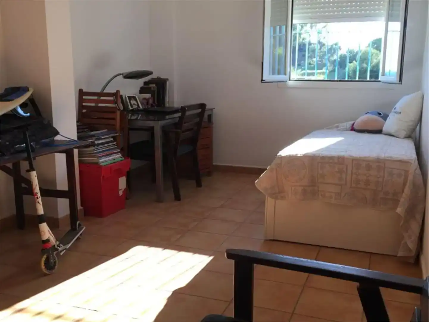 Dormitori de Casa o xalet en venda en Rincón de la Victoria amb Aire condicionat i Balcó