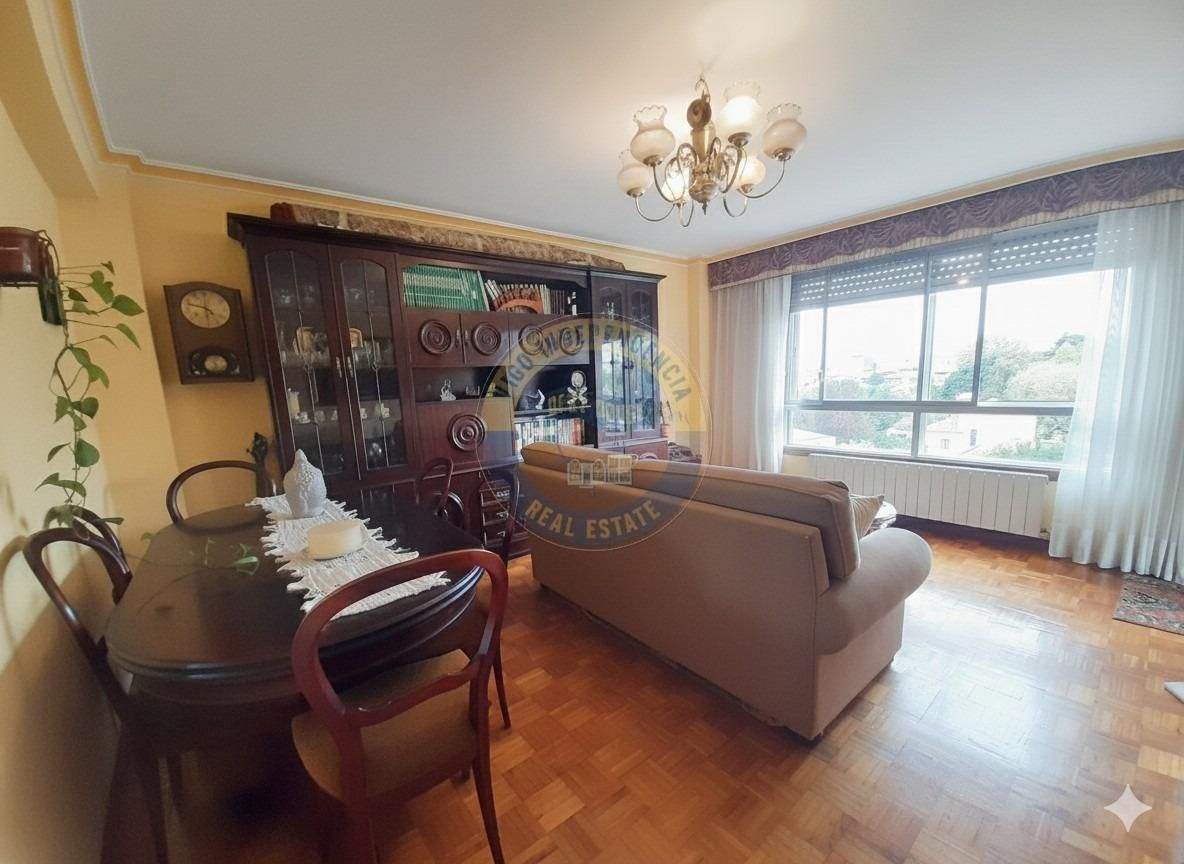 Living room of Flat for sale in Vigo   with Heating, Terrace and Storage room