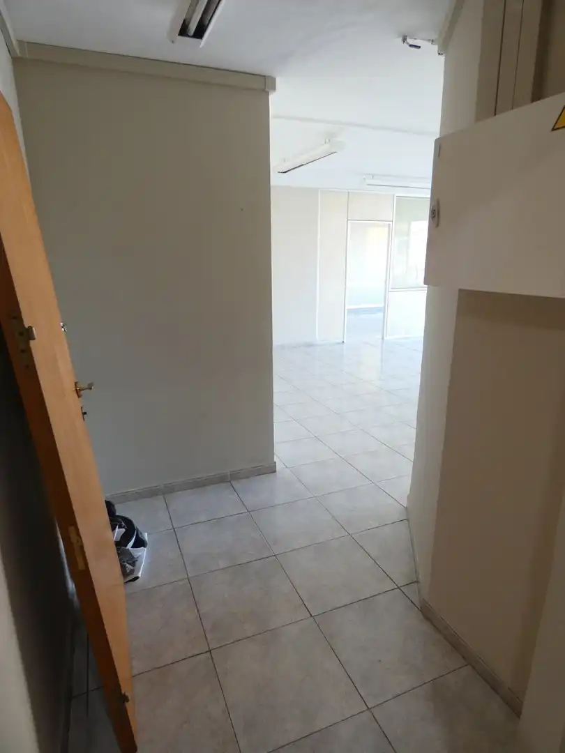 Office for rent in Cerdanyola del Vallès  with Air Conditioner and Heating