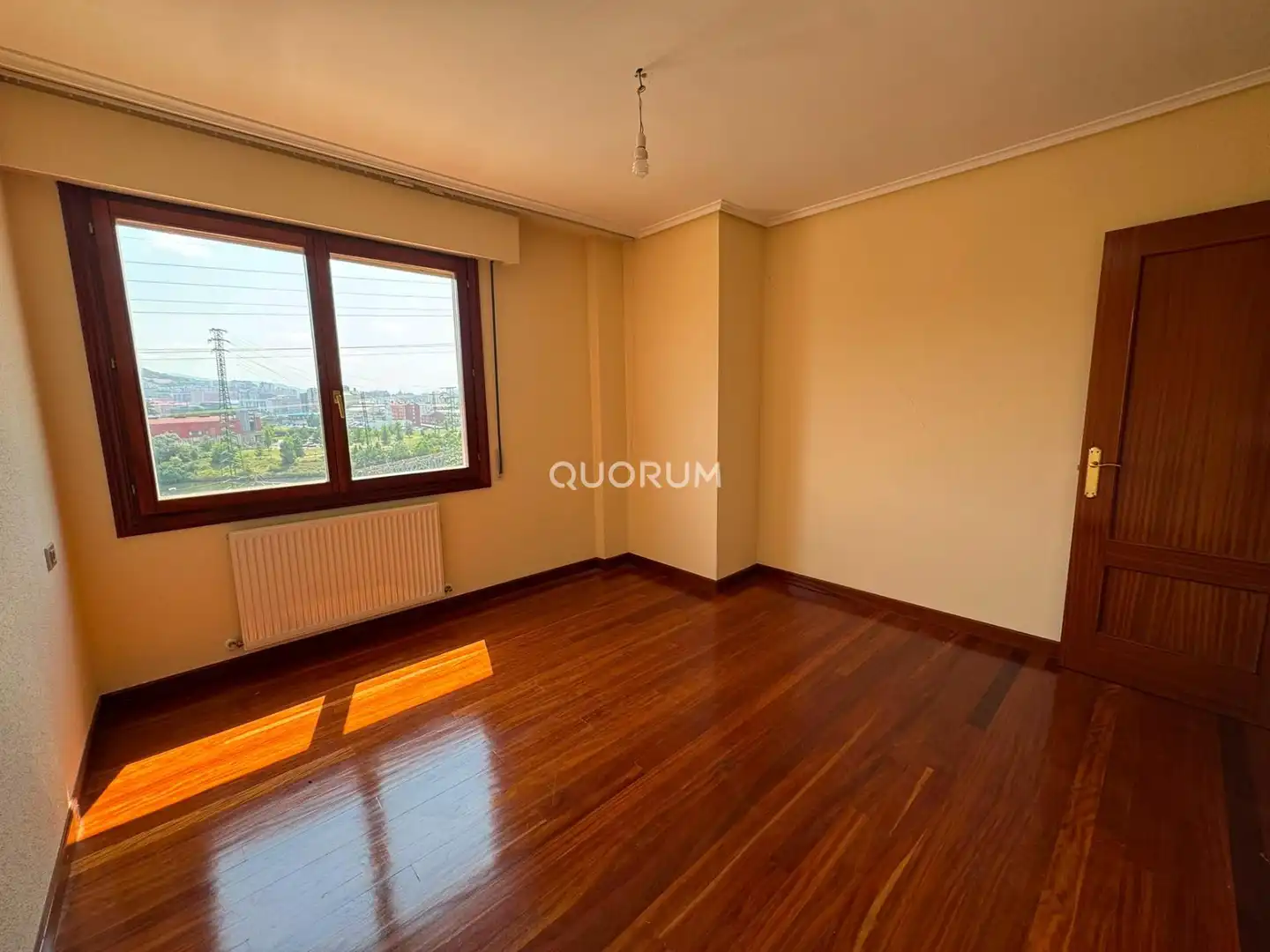 Habitación de Ático en venta en Barakaldo  con Calefacción, Terraza y Trastero