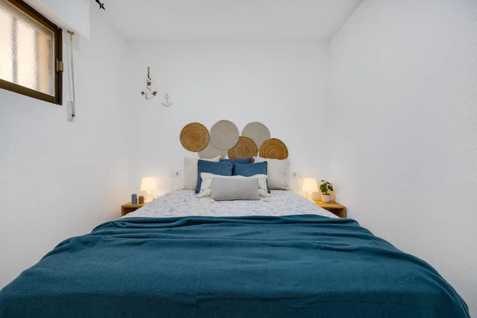 Dormitori de Apartament en venda en Torrevieja amb Aire condicionat, Terrassa i Moblat