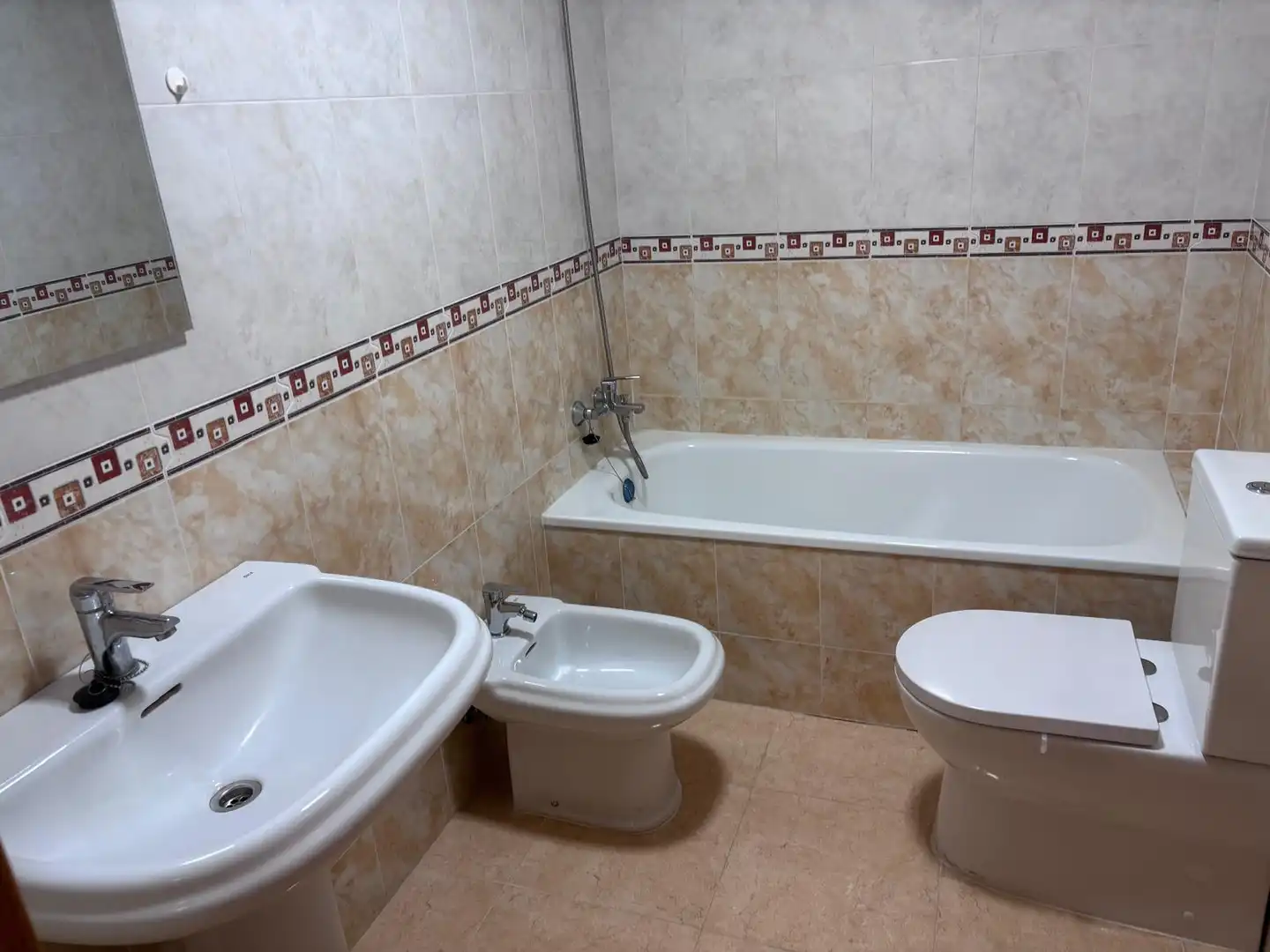 Baño de Apartamento de alquiler en Almoradí, Alicante