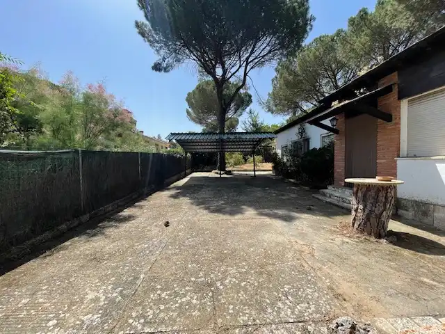 Jardí de Casa o xalet en venda en Laguna de Duero amb Aire condicionat, Moblat i Forn