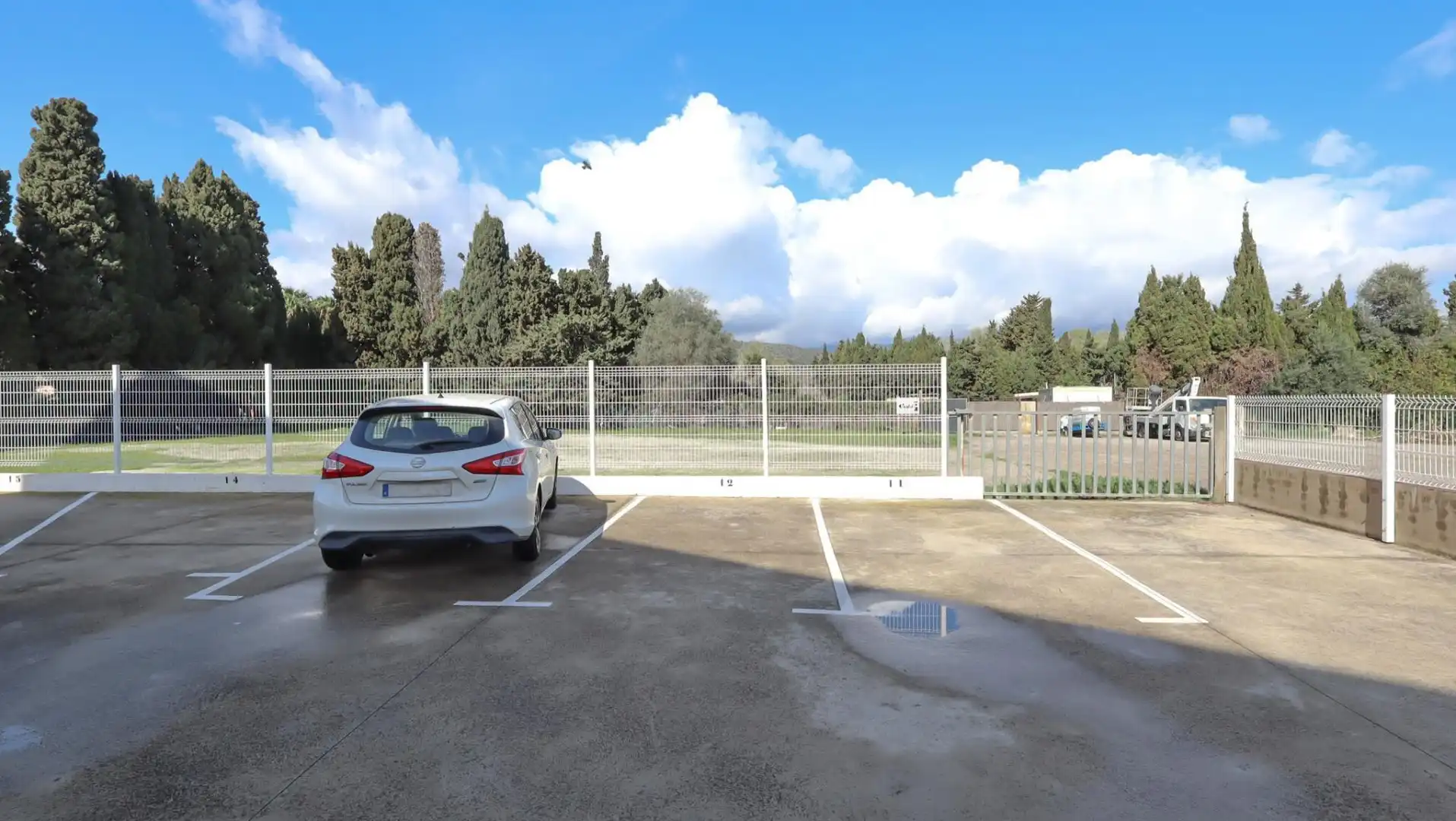 Parking of Flat for sale in Llançà  with Heating, Terrace and Furnished