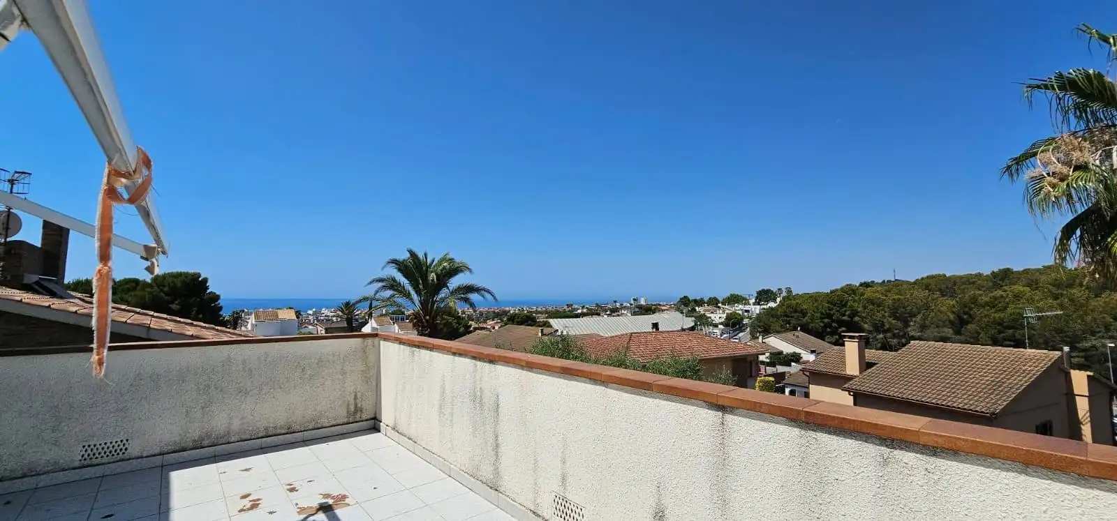 Vista exterior de Casa o chalet en venta en Calafell con Balcón