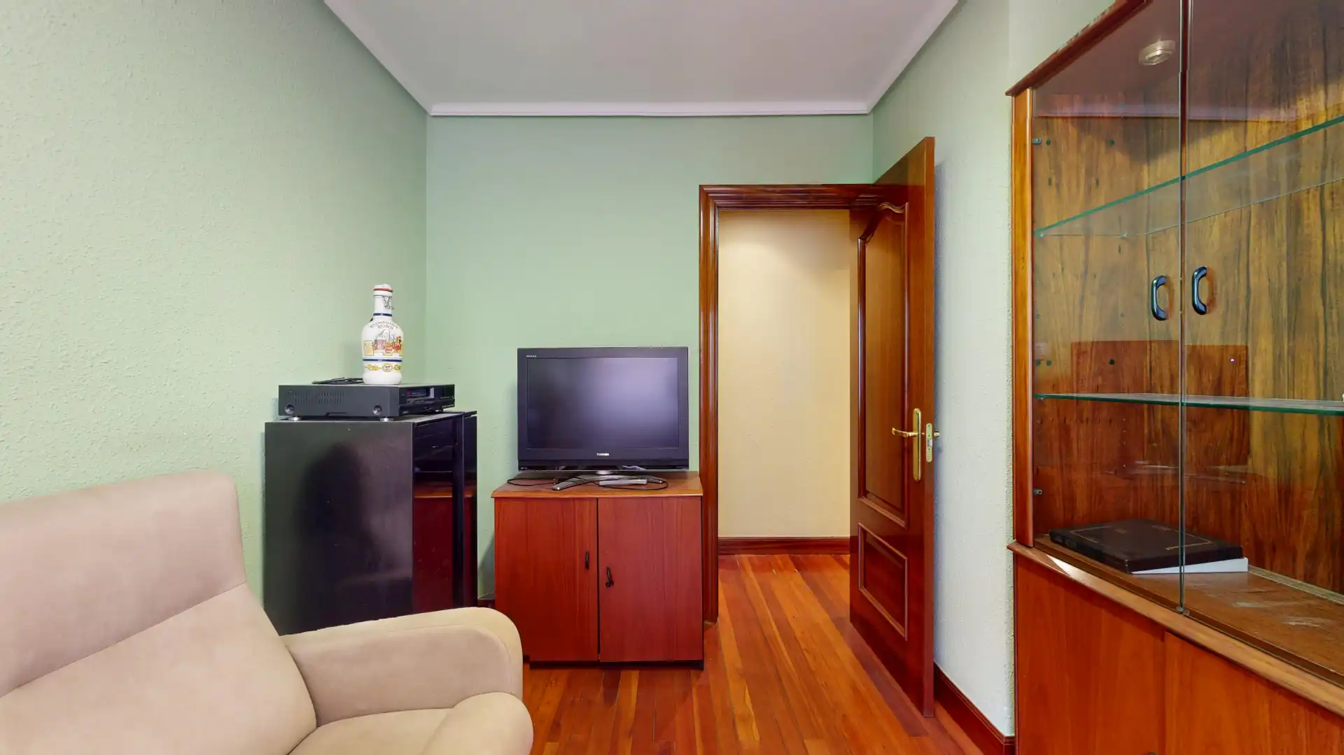 Living room of Flat for sale in Bilbao   with Terrace and Furnished