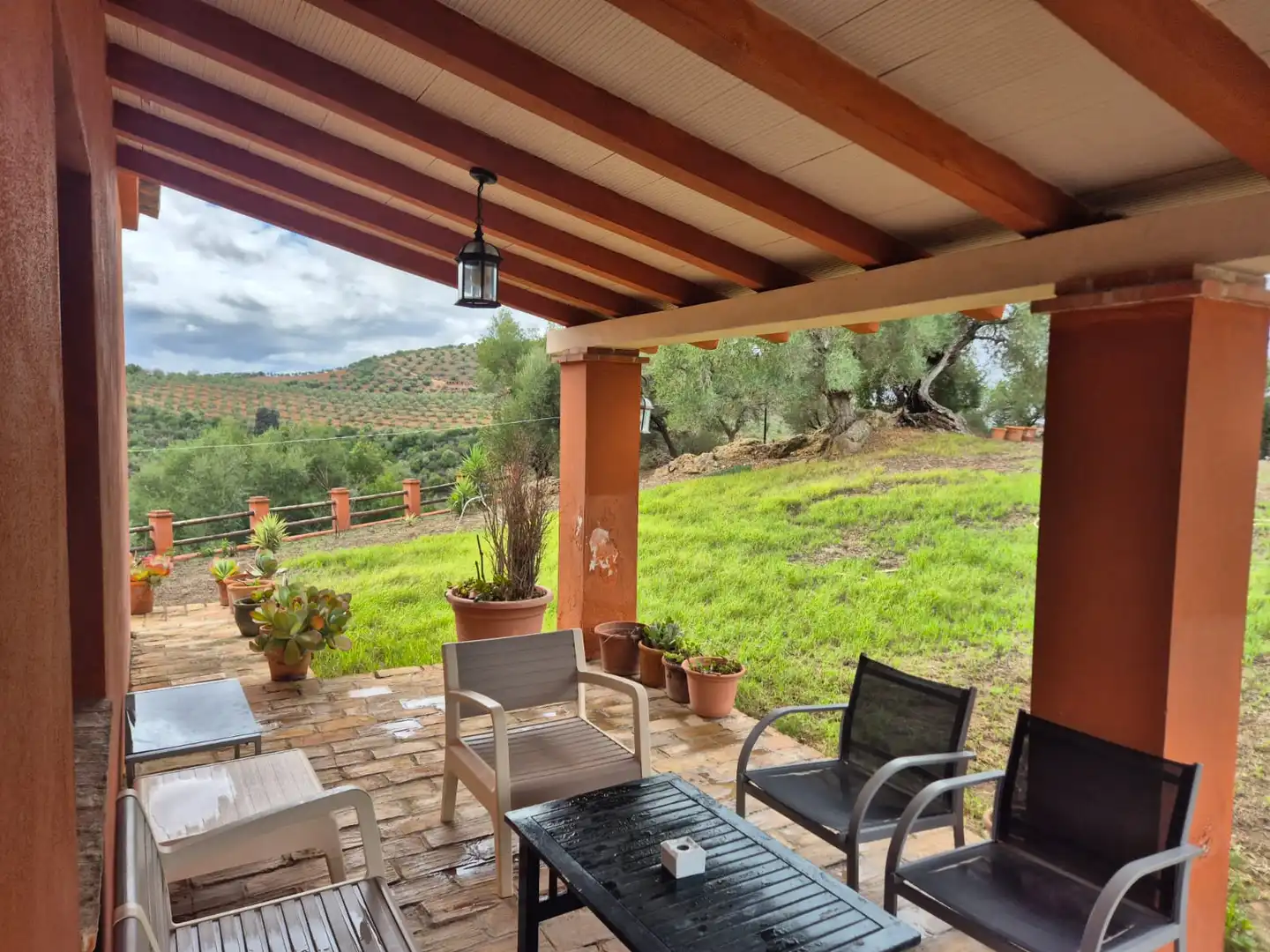 Terrassa de Finca rústica en venda en Puerto Serrano amb Aire condicionat, Calefacció i Jardí privat
