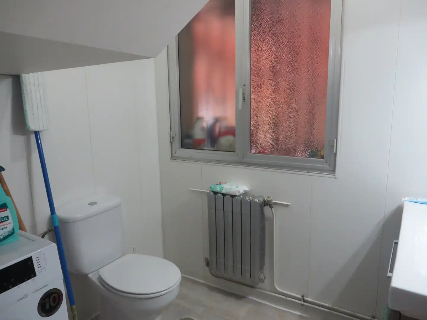Bathroom of Houses for sale in Caldas de Reis  with Heating, Private garden and Parquet flooring