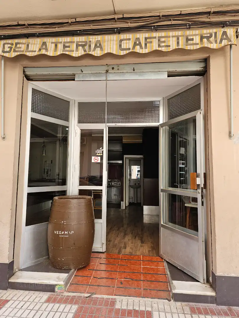 Local commercial à louer à Carrer de Sant Jaume Apòstol