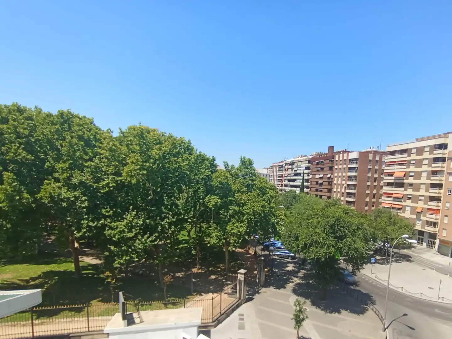 Vista exterior de Pis de lloguer en Córdoba amb Terrassa