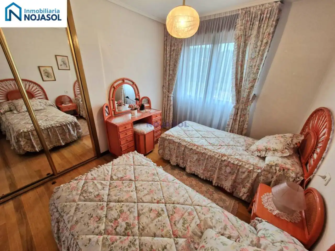 Habitación de Piso en venta en Hazas de Cesto con Parquet, Terraza y Amueblado