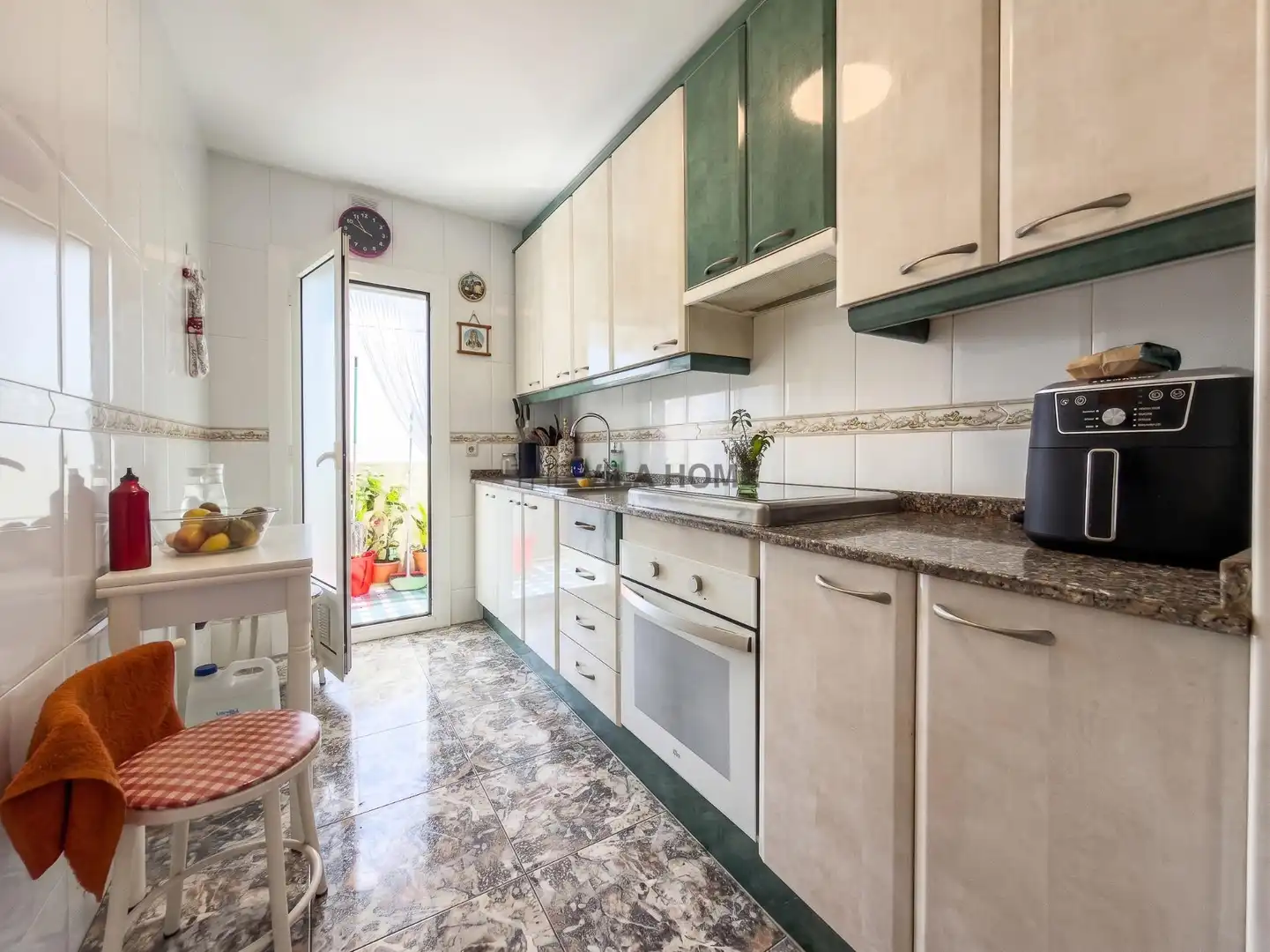 Cocina de Piso en venta en Vilanova i la Geltrú con Balcón