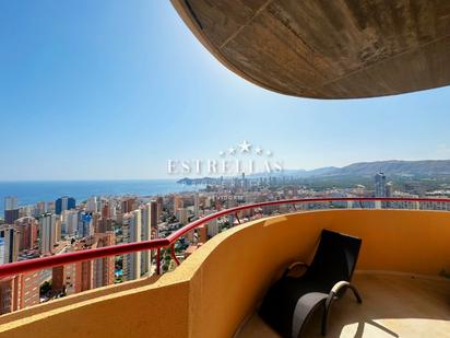 Dormitori de Àtic en venda en Benidorm amb Aire condicionat, Calefacció i Jardí privat
