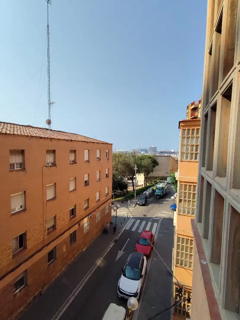 Vista exterior de Pis en venda en Tarragona amb Parquet i Microones