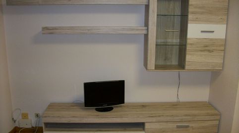 Photo 2 of Flat for rent in Calle Bretón, San Esteban - San Cristóbal, Salamanca Capital