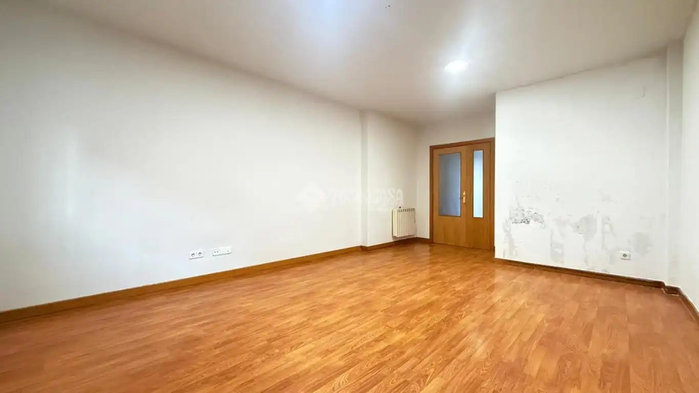 Piso en venta en Fuensalida con Calefacción y Parquet
