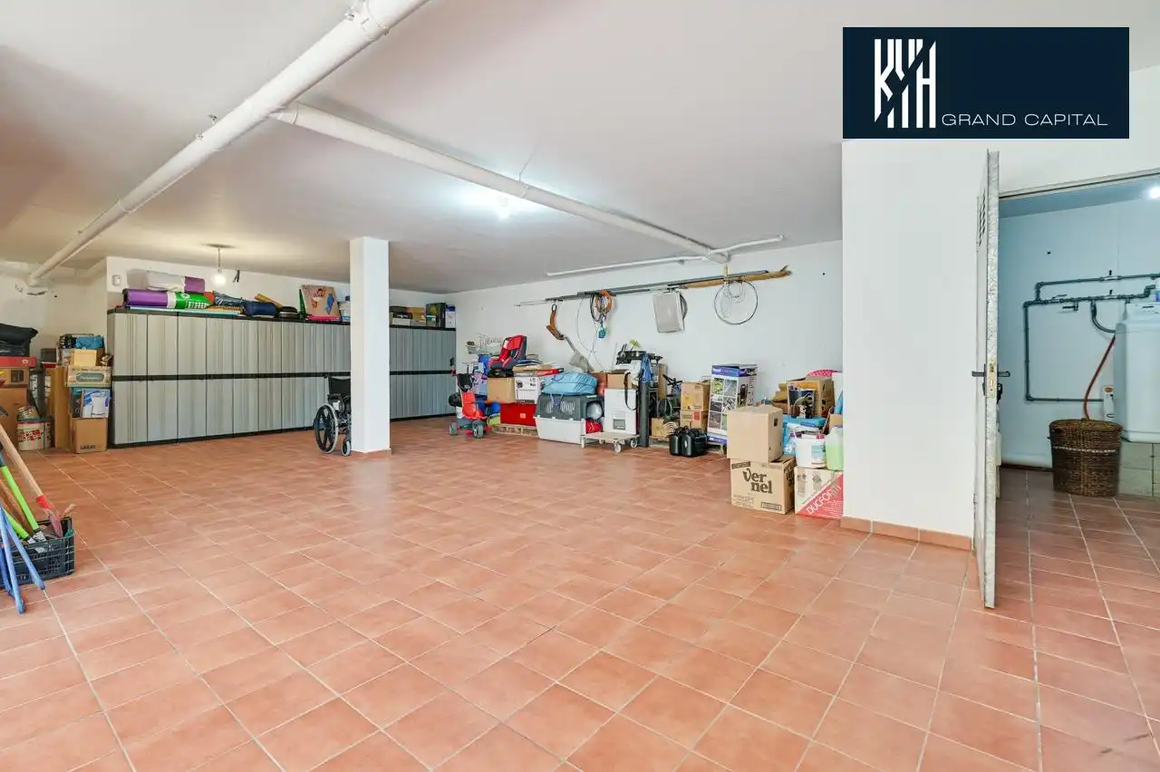 Casa con terraza en venta en Urbanització Llac del Cigne, imagen 56